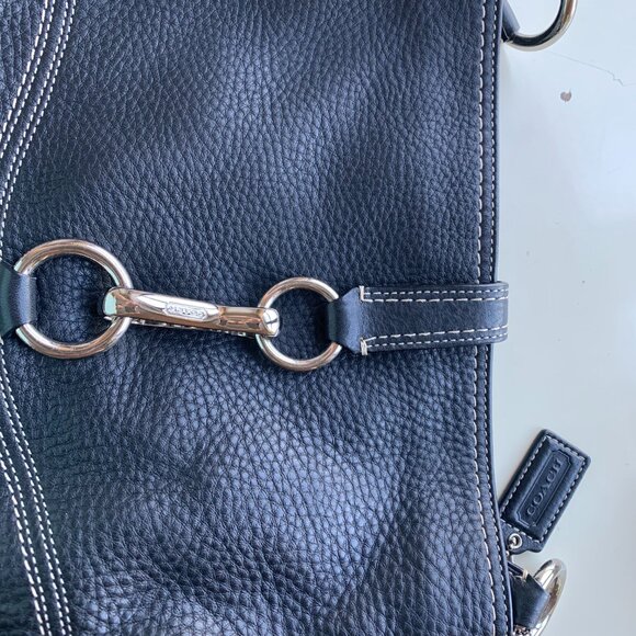 coach purse - Picture 2 of 8